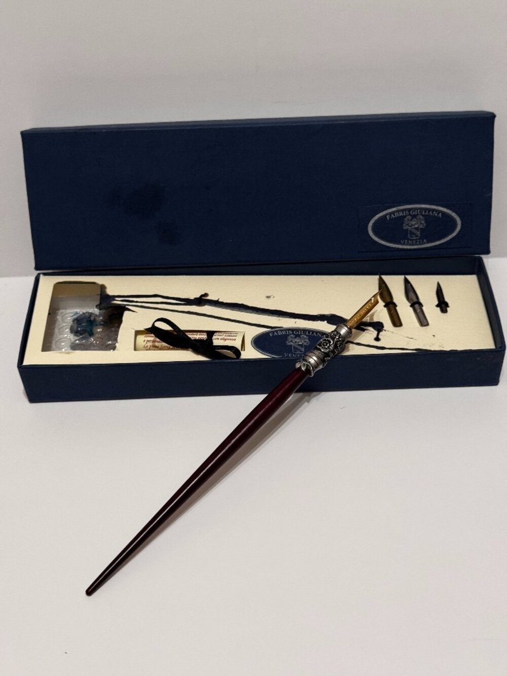 Fabris Giuliana Venezia Calligraphy Dip Pen Set, Model 0840 with Vintage Nibs